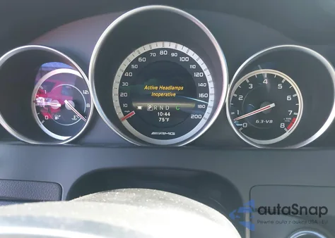 2013 Mercedes-Benz C 63 Amg z USA, uszkodzony, nr VIN WDDGJ7HB5DF899800